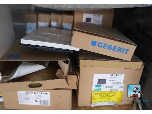 Partij sanitaire apparatuur - afbeelding 3 van  12