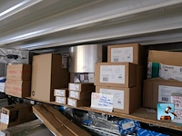 Partij sanitaire apparatuur - afbeelding 1 van  12