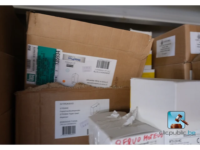 Partij sanitaire apparatuur - afbeelding 9 van  12