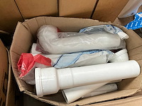Partij sanitaire benodigdheden - afbeelding 33 van  46