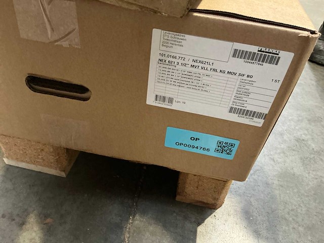 Partij sanitaire onderdelen en accessoires - afbeelding 6 van  7