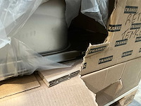 Partij sanitaire onderdelen en accessoires - afbeelding 4 van  7