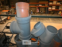 Partij sanitaire pvc hulpstukken - afbeelding 2 van  7