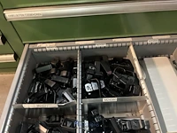 Partij schakelkast- en besturingscomponenten - afbeelding 37 van  52