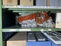 Partij schakelkast- en besturingscomponenten - afbeelding 48 van  52