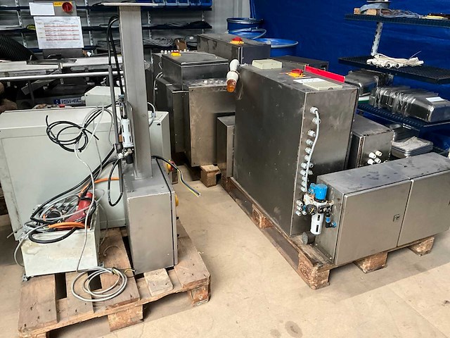 Partij schakelkasten - afbeelding 1 van  15