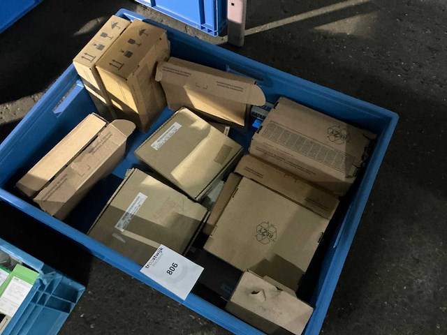 Partij schneider plc-modules - afbeelding 1 van  6