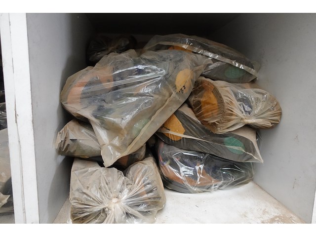 Partij schoenen - afbeelding 7 van  16