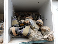 Partij schoenen - afbeelding 8 van  16