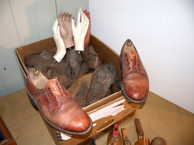 Partij schoenmallen - afbeelding 3 van  4