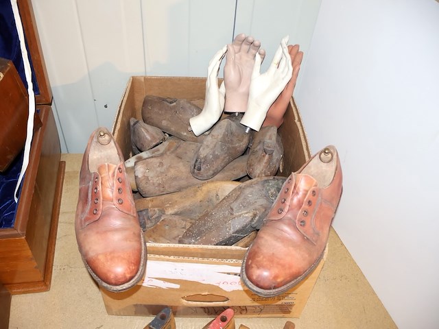 Partij schoenmallen - afbeelding 4 van  4