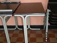 Partij schooltafeltjes + stapelstoelen - afbeelding 2 van  6