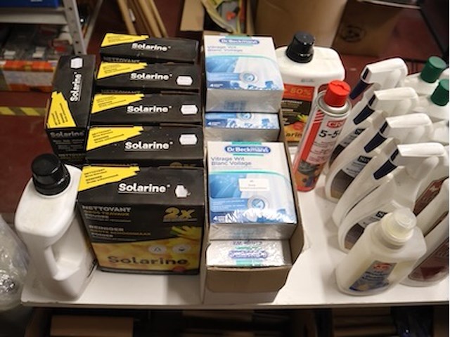 Partij schoonmaak - afbeelding 5 van  7