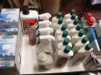 Partij schoonmaak - afbeelding 6 van  7