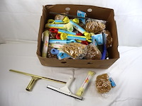 Partij schoonmaak - afbeelding 1 van  7