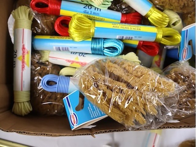 Partij schoonmaak - afbeelding 6 van  7