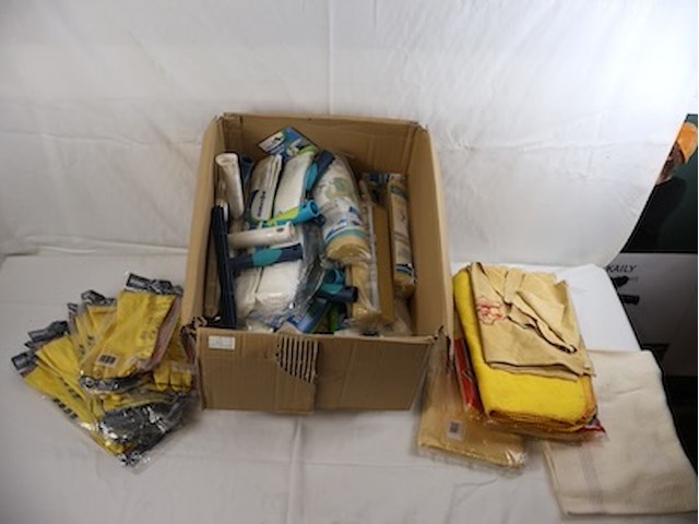 Partij schoonmaak - afbeelding 1 van  7