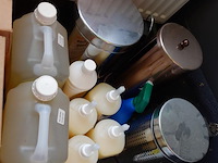 Partij schoonmaak/onderhoudsproducten - afbeelding 7 van  7