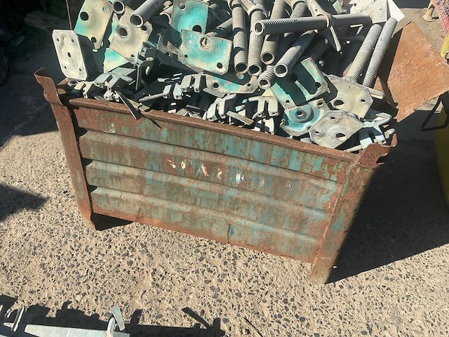 Partij schroefspindels en liggers - afbeelding 3 van  3