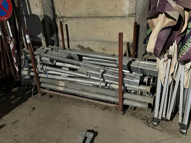 Partij schroefstempel - afbeelding 1 van  3