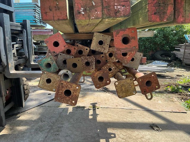 Partij schroefstempels - afbeelding 2 van  4