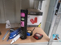 Partij schroeven en verbruiksartikelen - afbeelding 53 van  61