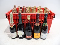 Partij schuimwijn - afbeelding 1 van  6