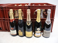 Partij schuimwijn - afbeelding 2 van  7