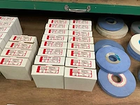 Partij schuur- en slijpmiddelen - afbeelding 4 van  6