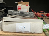 Partij schuur-en polijstschijven - afbeelding 1 van  1