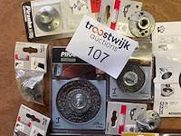 Partij schuurgereedschap - afbeelding 5 van  9