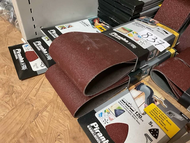 Partij schuurpapier - afbeelding 6 van  7