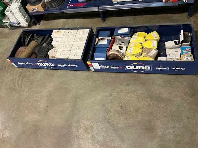 Partij schuurpapier - afbeelding 1 van  8