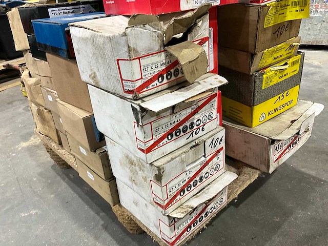 Partij schuurschijven en borstels - afbeelding 9 van  14