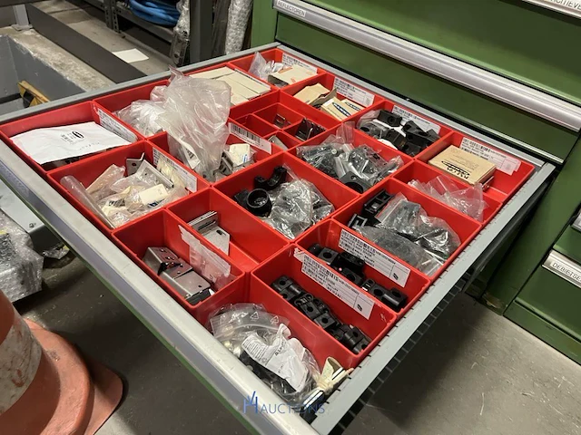 Partij sensoren en industriële elektronica - afbeelding 8 van  133