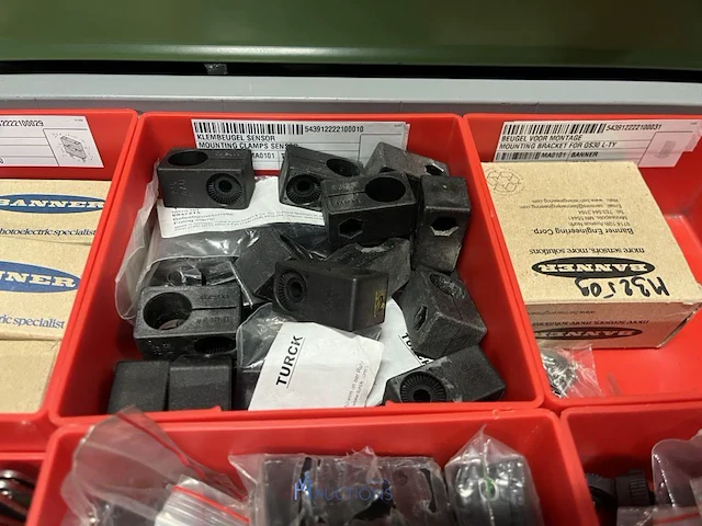 Partij sensoren en industriële elektronica - afbeelding 16 van  133