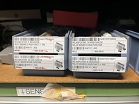 Partij sensoren en industriële elektronica - afbeelding 26 van  133