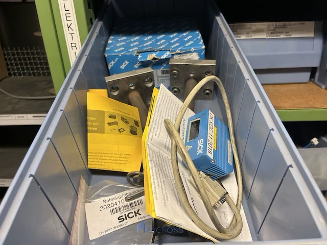 Partij sensoren en industriële elektronica - afbeelding 38 van  133