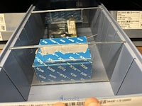 Partij sensoren en industriële elektronica - afbeelding 39 van  133