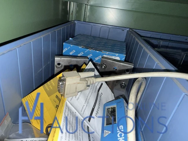 Partij sensoren en industriële elektronica - afbeelding 42 van  133