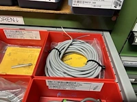 Partij sensoren en industriële elektronica - afbeelding 51 van  133