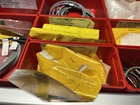 Partij sensoren en industriële elektronica - afbeelding 52 van  133