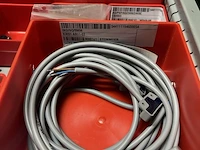 Partij sensoren en industriële elektronica - afbeelding 66 van  133