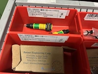 Partij sensoren en industriële elektronica - afbeelding 86 van  133
