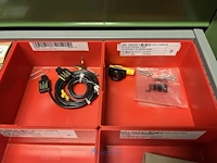 Partij sensoren en industriële elektronica - afbeelding 92 van  133