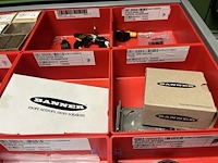 Partij sensoren en industriële elektronica - afbeelding 93 van  133