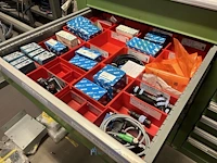 Partij sensoren en industriële elektronica - afbeelding 106 van  133