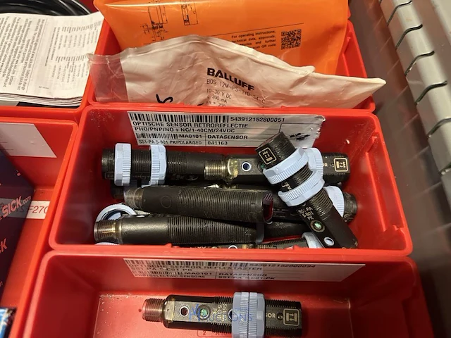 Partij sensoren en industriële elektronica - afbeelding 111 van  133