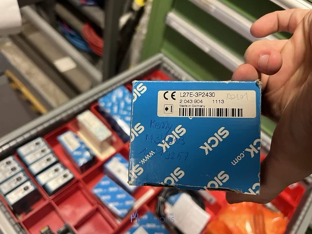 Partij sensoren en industriële elektronica - afbeelding 116 van  133