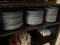 Partij servies en decoratie - afbeelding 3 van  23